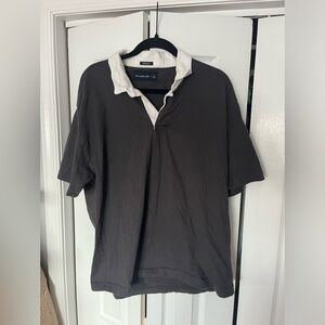 Abercrombie & Fitch gray polo with white collar